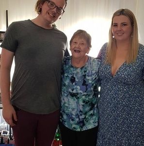 Meet your Posher, Glenys